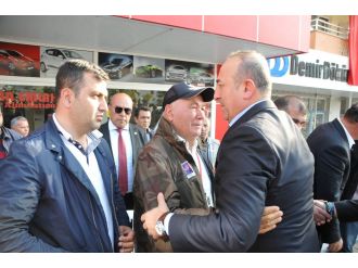 Çavuşoğlu’ndan şehit ailesine taziye ziyareti