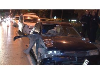 Otomobilin çarptığı adam yüz metre savruldu!