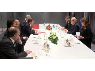 Eski Cumhurbaşkanı Ahtisaari’yle görüştü