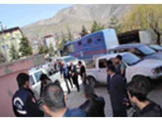 HDP yöneticisi tutuklandı