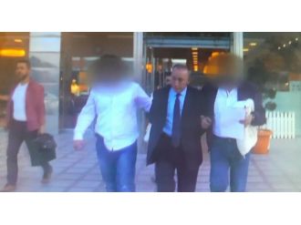 Silah fabrikası müdürü suçüstü yakalanmış