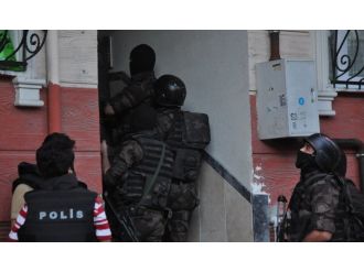 Sultangazi’de terör operasyonu
