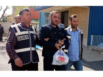 3 kişinin katili cezaevine alkışlarla uğurlandı