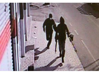 Pompalı tüfekli PTT soygunu kamerada