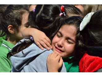 Bu gözyaşları öğretmenleri için