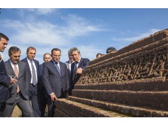 Bakan Bozdağ: "Türkiye’nin tapusu Ahlat’tır"