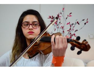 Keman sesi mahkemelik oldu