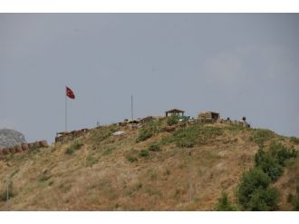Hakkari’de sınır birliğine saldırı