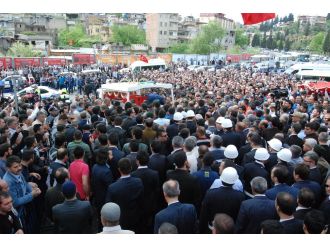 Şehit ebediyete uğurlandı