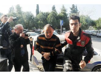 Uçakta hırsız var !