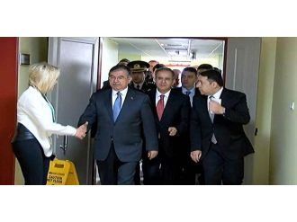 Bakan Kilis’te yaralıları ziyaret etti