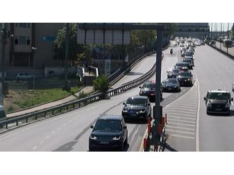 Kral Selman’a 100 araçlık konvoy