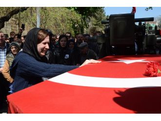 “Aşkım, bir tanem böyle mi kavuşacaktık?”