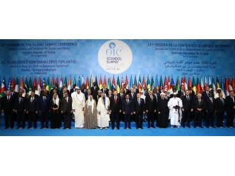 Zirve öncesi aile fotoğrafı