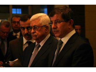 Davutoğlu Mahmud Abbas’la görüştü