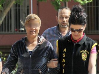 Sürücüyü ısırdı, parasını alıp kaçtı