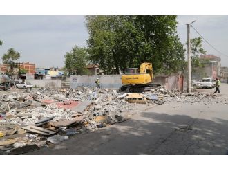İstanbul Caddesi’nde dönüşüm başladı