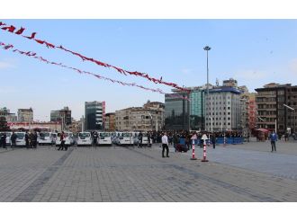 Sendikalar 1 Mayıs’ta Taksim’de olacaklarını açıkladı