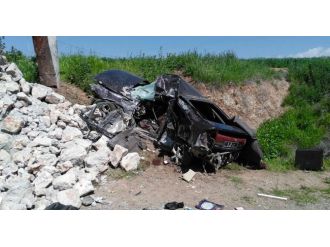 Karayolunda yarış kaza getirdi: 2 ölü