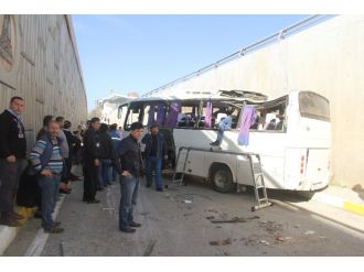 İşçi servisi kaza yaptı: 20 yaralı