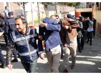 Dolandırıcılık operasyonunda 1’i avukat 23 tutuklama