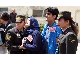 "Erdal’ım gel şaka de bana"