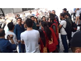 Taksim’de ’Grup Yorum’ gerginliği: 12 gözaltı