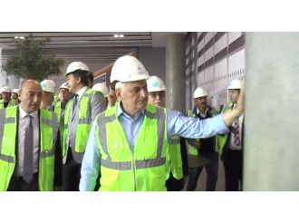 Bakan Yıldırım 3. havalimanı inşaatını inceledi