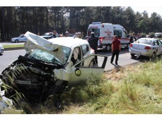 Karnındaki bebeğiyle can verdi