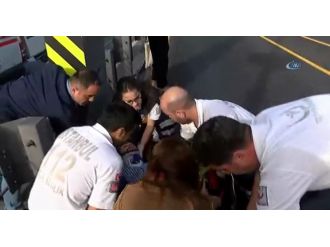 Metrobüsten atladı, karşı yönden gelen metrobüs çarptı