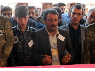 Şehit uzman onbaşı son yolculuğuna uğurlandı