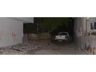 Bomba yüklü kamyonet yakalandı