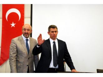 Metin Feyzioğlu siyasete mi giriyor ?