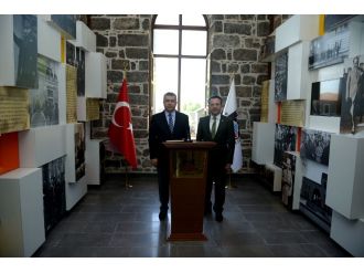 Emniyet Genel Müdürü Lekesiz’den teröre karşı "beraberlik" mesajı