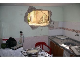 Teröristler kaçarken ev iş yerlerini bu hale getirdi