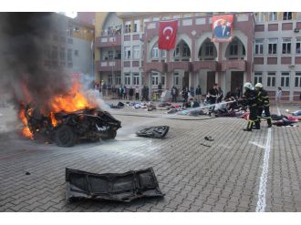 Gerçeğini aratmayan tatbikat nefes kesti