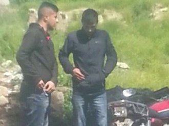 Çaldıkları parayı paylaşırken böyle görüntülendiler