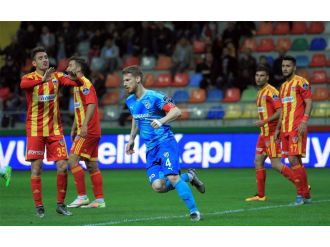 Kayserispor evidne galip: 2-1