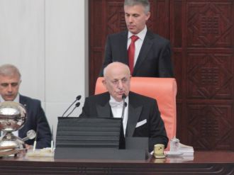 Meclis Başkanı’ndan HDP’li vekile ’savaş’ yanıtı