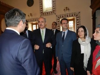 Numan Kurtulmuş Kosova’da cami açılışı yaptı