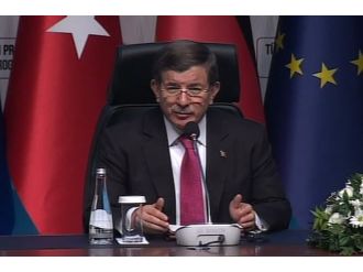 "Türkiye iradesi dışında tek bir Suriyeliyi göndermemiştir"