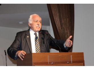 Kamalak’tan liderlere uslüp eleştirisi