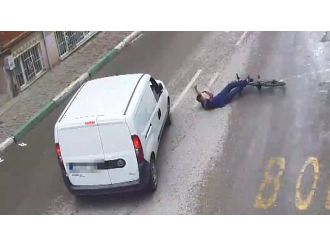 Bisikletli gence böyle çarptı!