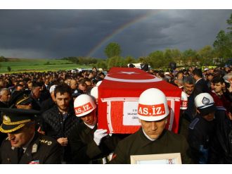 Şehit olmadan önce Türk bayrağı istemiş
