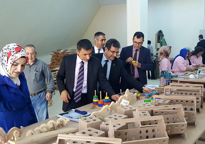 Sodes Heyetinden Maraş Oyuncakları Atölyesine Ziyaret
