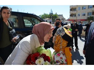 Bakan Ramazanoğlu roket mermilerinin düştüğü Kilis’te