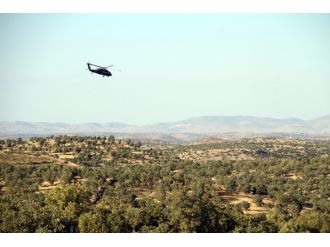 14 kişiyi taşıyan helikopter düştü