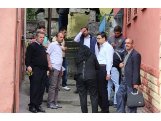 Yine kadın cinayeti: 10 yerinden bıçakladı !