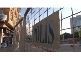 Taksim’e çıkan yollar kapatıldı