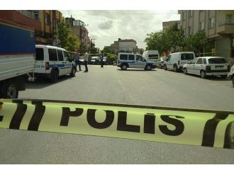 Gaziantep’te bir araçta arama yapılıyor: 1 gözaltı